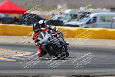 media/Apr-10-2022-SoCal Trackdays (Sun) [[f104b12566]]/Turn 2 (1135am)/